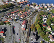 Flyfoto av jernbaneområdet i Moss i 2003. Foto: Moss Dagblads arkiv / Moss by- og industrimuseum. Fotograf: Ernst Rolf