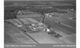 Saastad Østre, Gammelt flyfoto, (ca 1960). Foto Widerøe flyfoto.